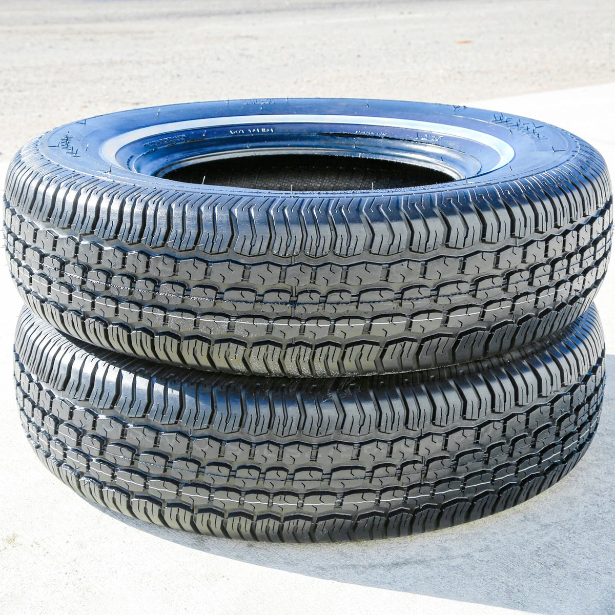 205/75R15 97S SL Touring Tire Y492